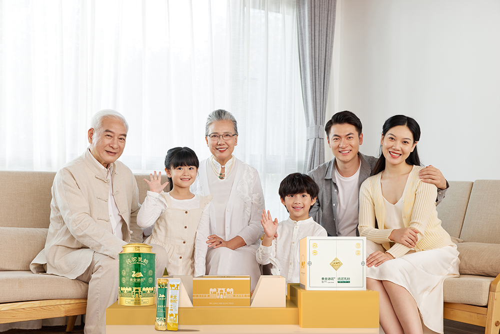 “黄金骆驼+”纯驼乳粉 | 稀缺乳品匠心造，，，，，这款驼奶不简朴！